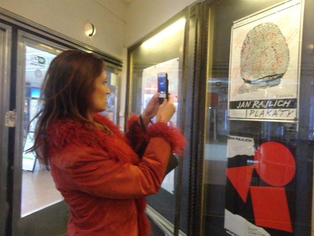 Jana Rajlich Gorum na výstavě Jana Rajlicha v kině Světozor v Praze 30. 11. 2012